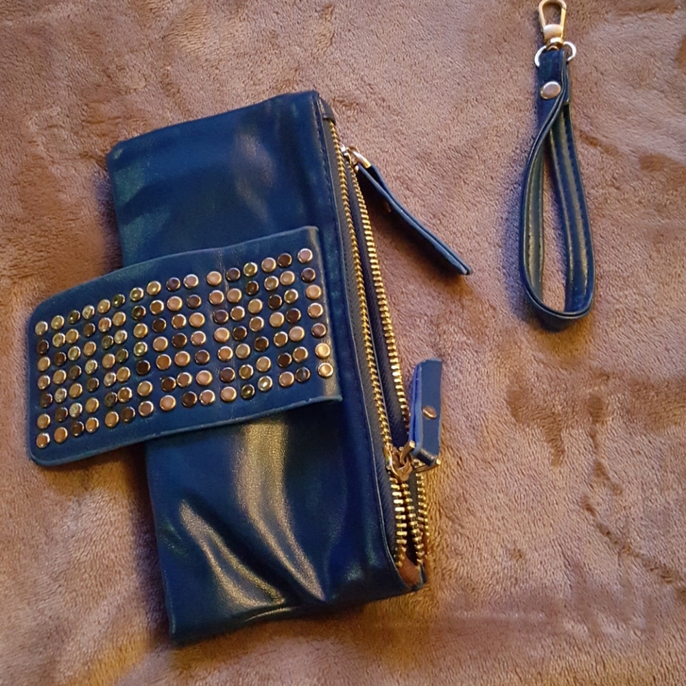 COPY - Clutch Wallet